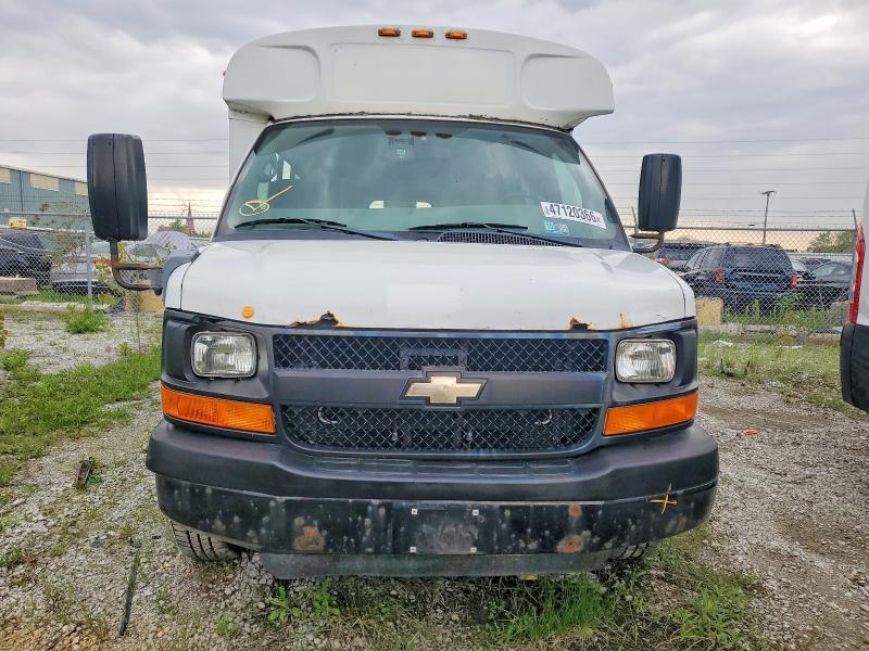 2012 CHEVROLET EXPRESS SHUTTLE BUS — Фото 9 из 13