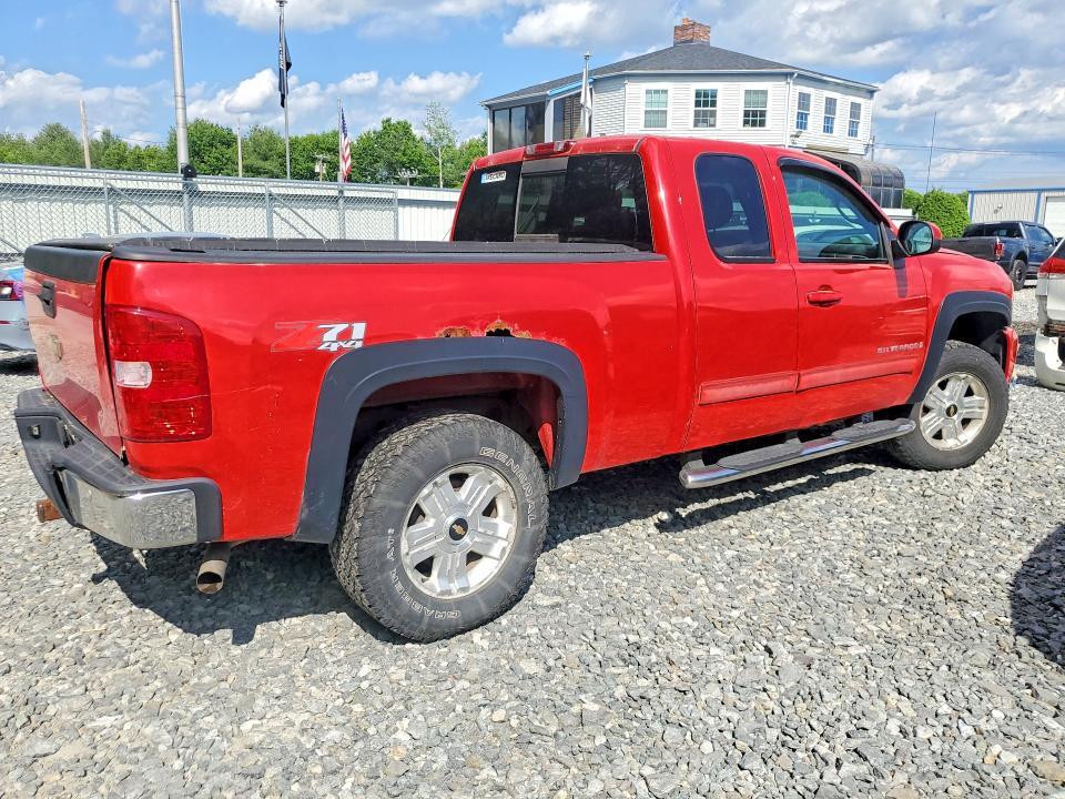 2009 CHEVROLET SILVERADO K1500 LTZ — Фото 3 из 12