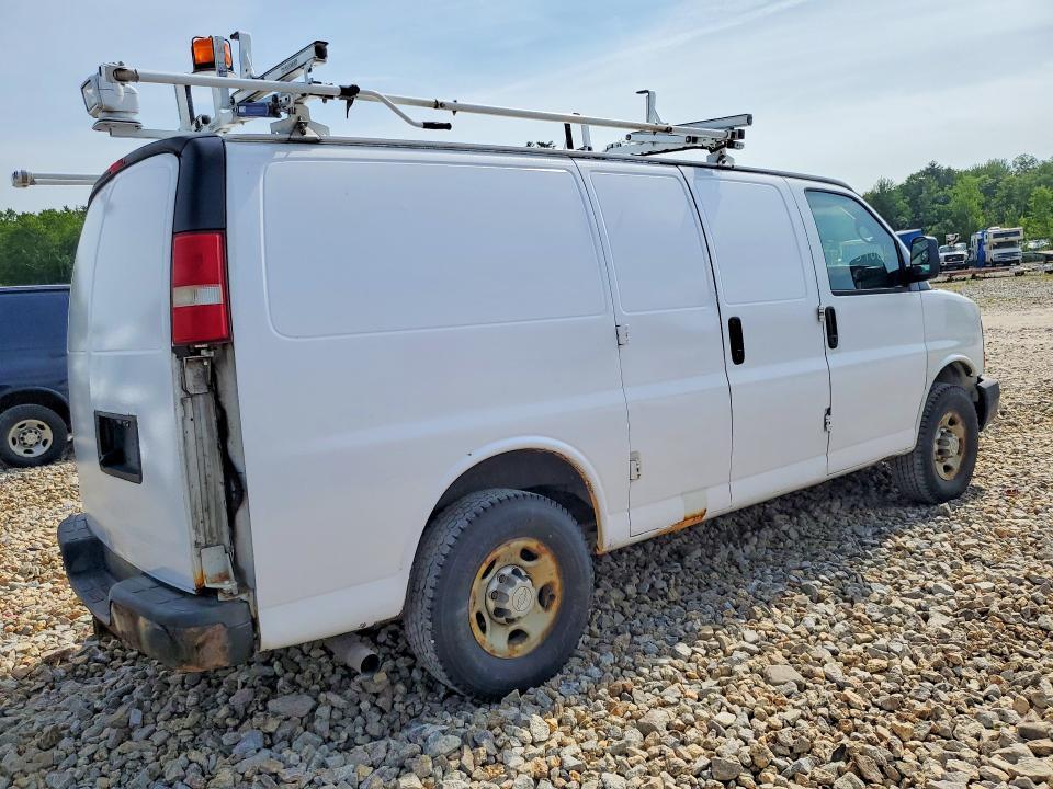 2015 CHEVROLET EXPRESS G2500 — Фото 3 из 13
