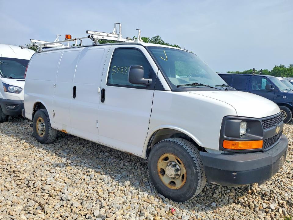 2015 CHEVROLET EXPRESS G2500 — Фото 4 из 13