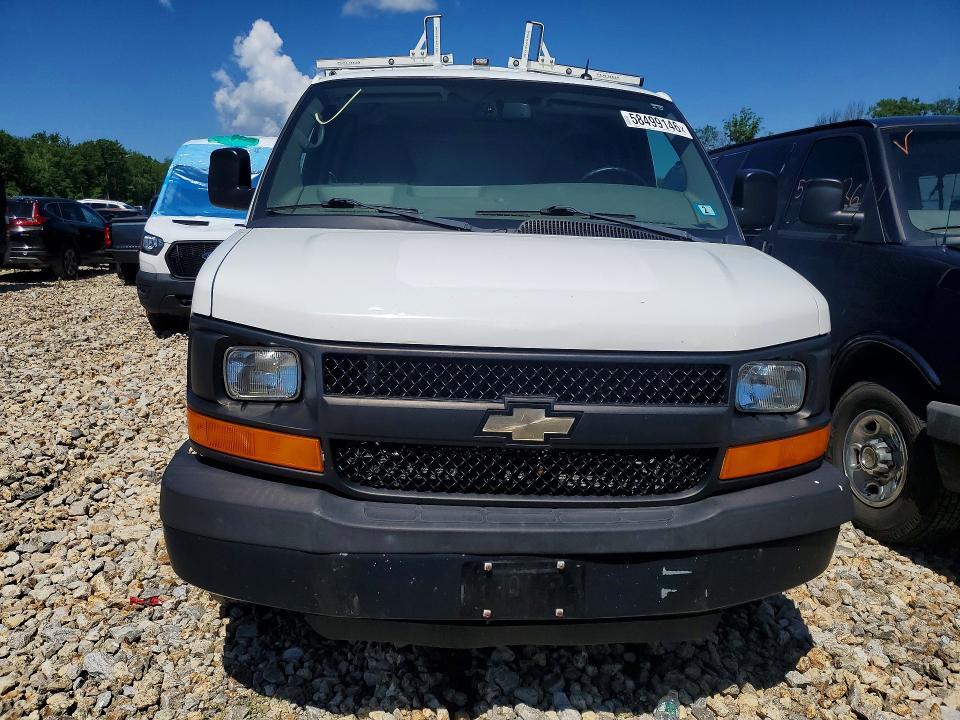 2015 CHEVROLET EXPRESS G2500 — Фото 5 из 13
