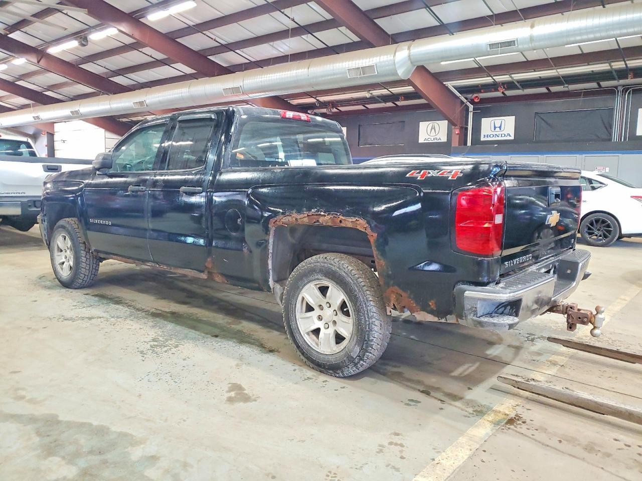 2014 CHEVROLET SILVERADO K1500 LT — Фото 2 из 12