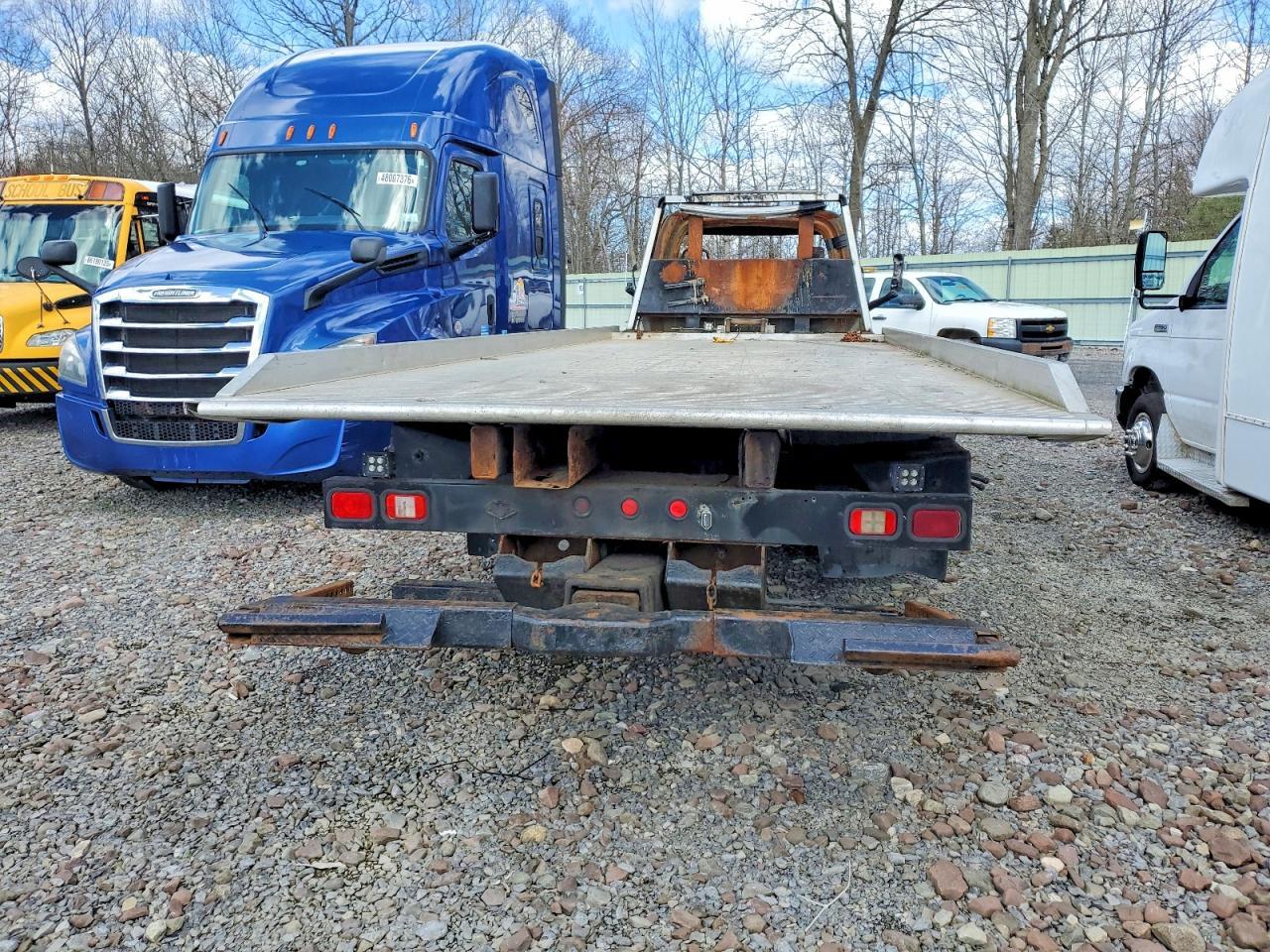 2004 CHEVROLET C5500 C5C042 — Фото 10 из 10
