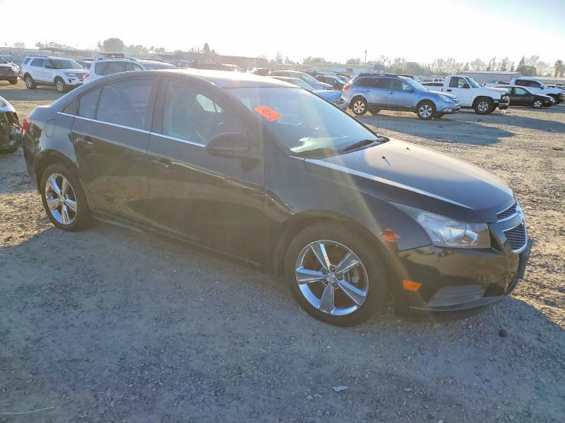 1G1PE5SBXE7252616 2014 CHEVROLET CRUZE photo no. 4