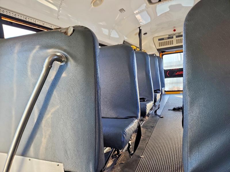 2012 CHEVROLET EXPRESS SCHOOL BUS — Фото 6 из 10