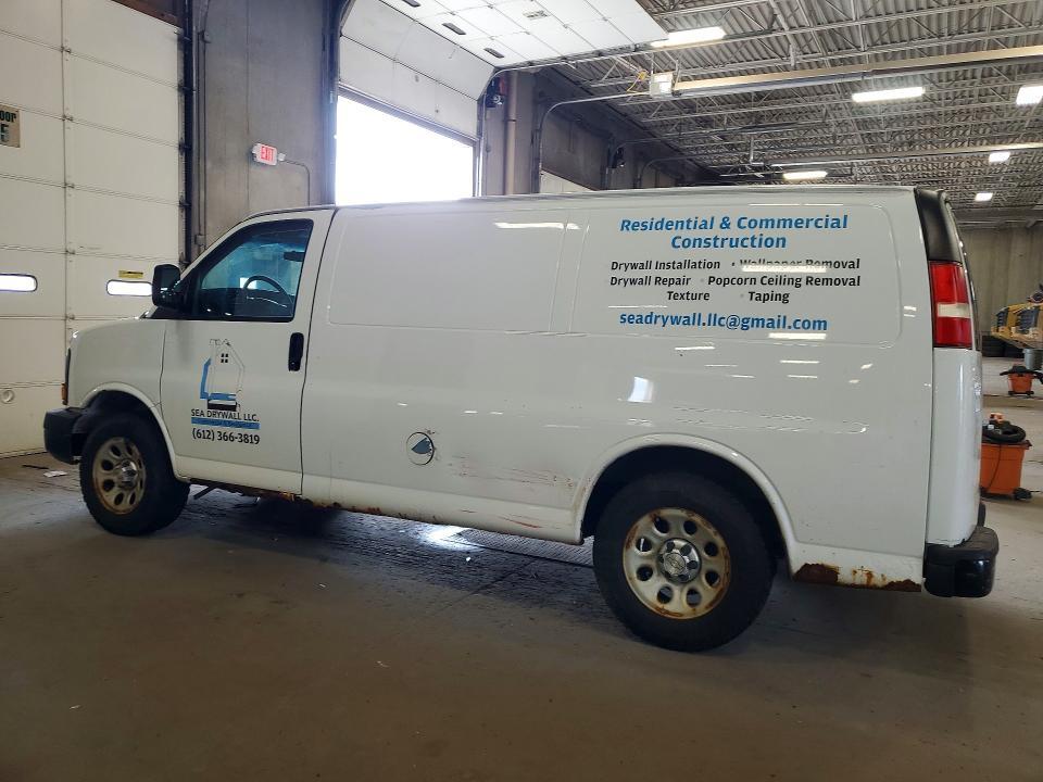 2012 CHEVROLET EXPRESS G1500 — Фото 2 из 13
