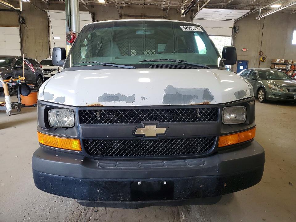 2012 CHEVROLET EXPRESS G1500 — Фото 5 из 13