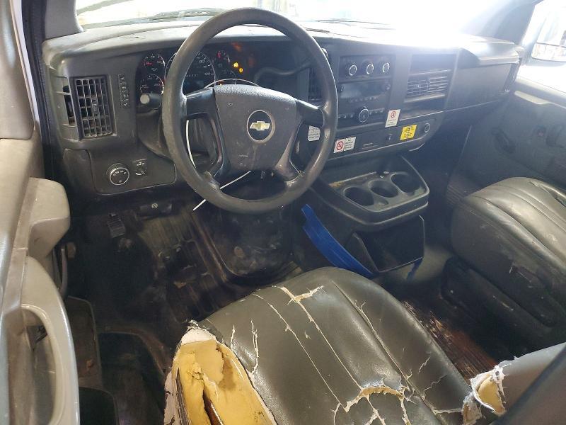 2012 CHEVROLET EXPRESS G1500 — Фото 8 из 13