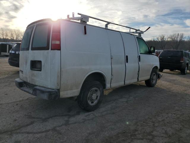 2012 CHEVROLET EXPRESS G2500 — Фото 3 из 13