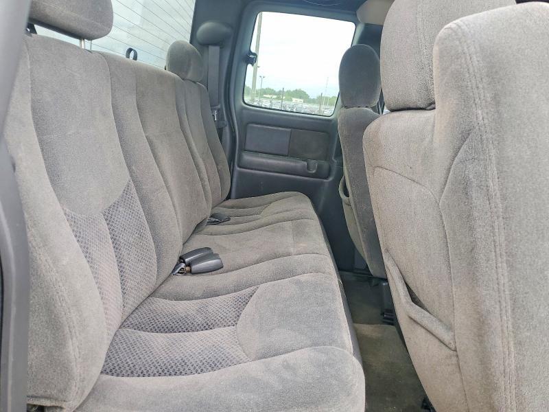 2004 CHEVROLET SILVERADO K1500 — Фото 10 из 12
