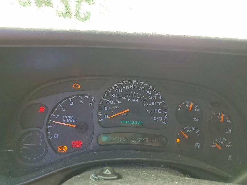 2004 CHEVROLET SILVERADO K1500 — Фото 9 из 12