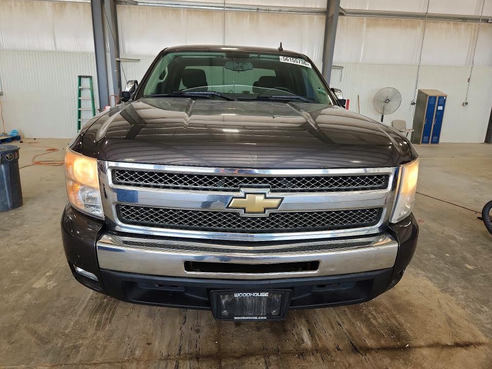 2011 CHEVROLET SILVERADO C1500 LT — Фото 5 из 12