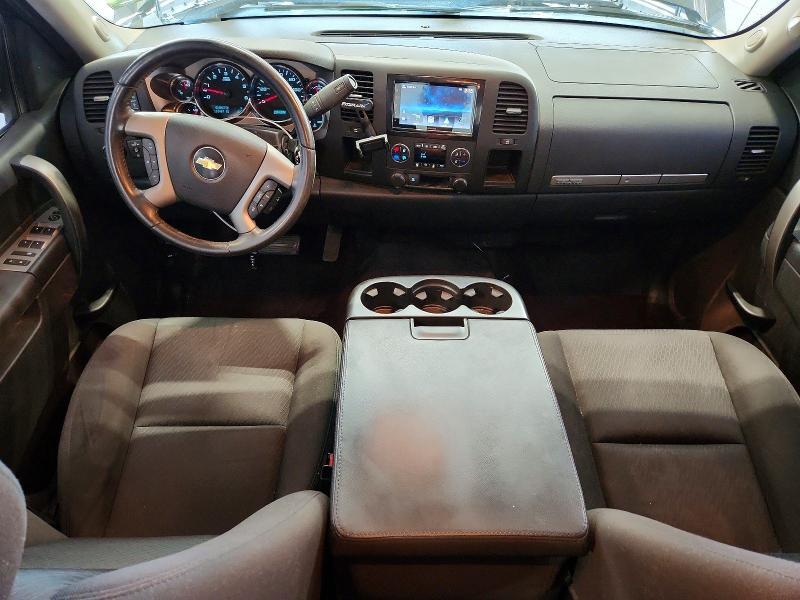 2011 CHEVROLET SILVERADO C1500 LT — Фото 8 из 12