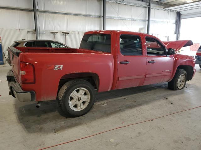 2011 CHEVROLET SILVERADO K1500 LT — Фото 3 из 12