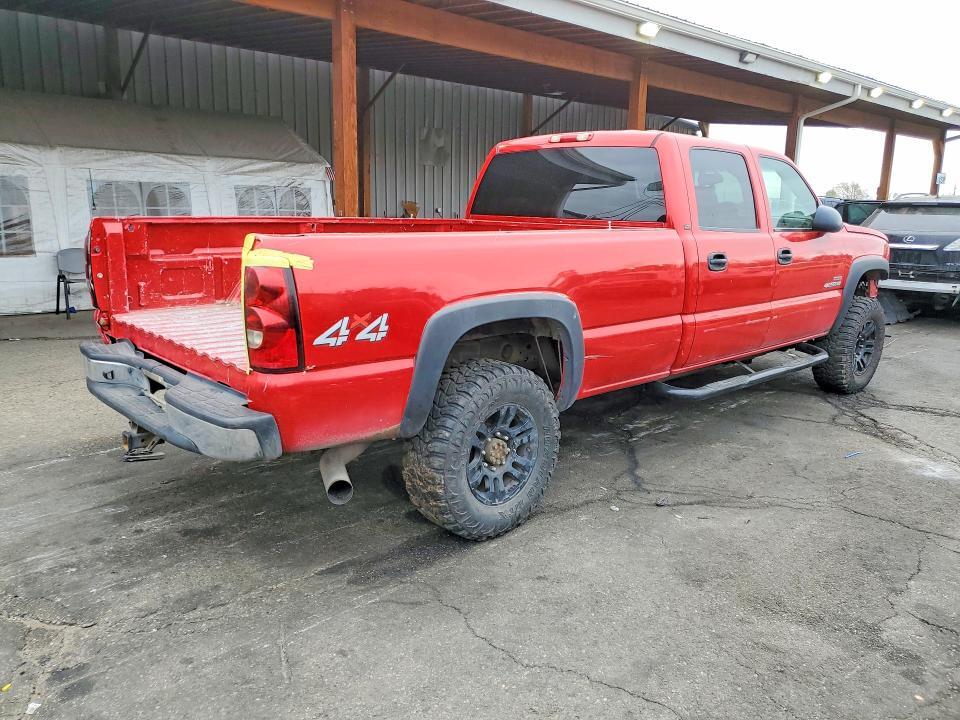 2005 CHEVROLET SILVERADO K2500 HEAVY DUTY — Фото 3 из 12