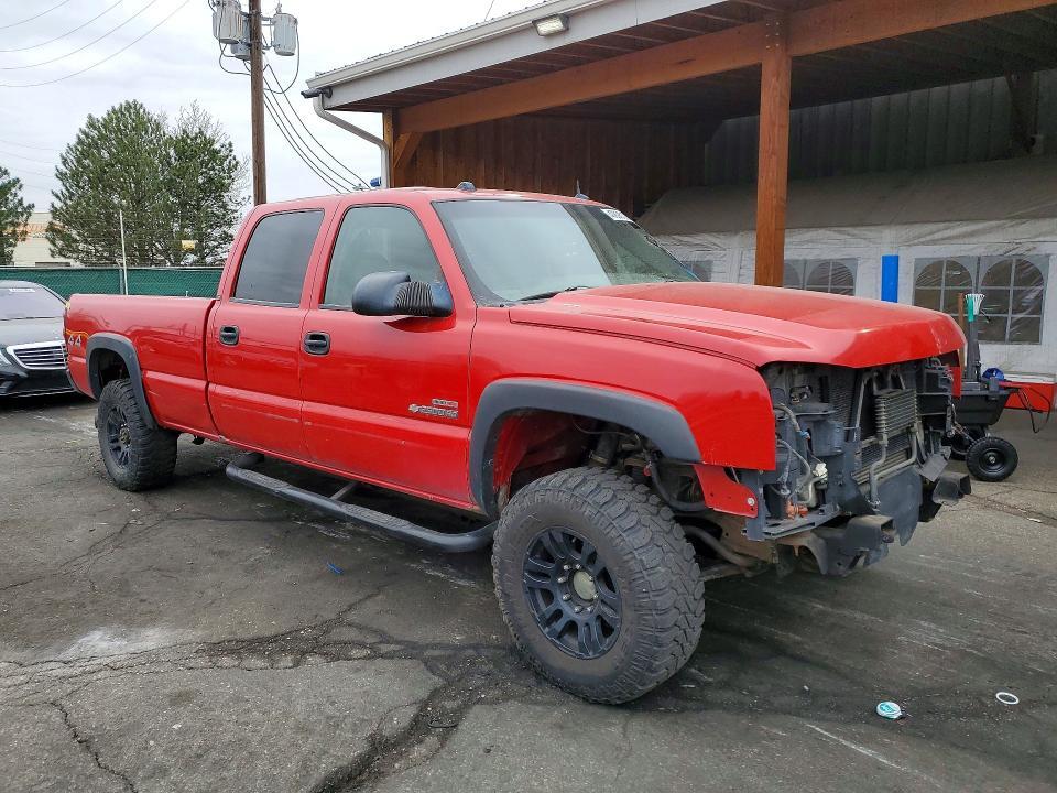 2005 CHEVROLET SILVERADO K2500 HEAVY DUTY — Фото 4 из 12