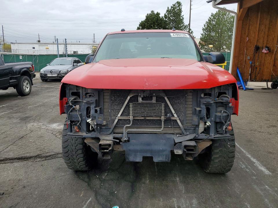 2005 CHEVROLET SILVERADO K2500 HEAVY DUTY — Фото 5 из 12