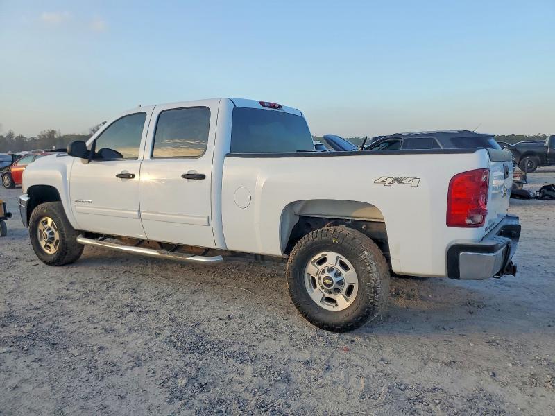 2014 CHEVROLET SILVERADO K2500 HEAVY DUTY LT — Фото 2 из 12