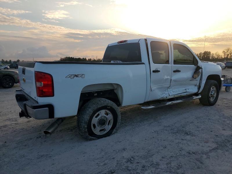 2014 CHEVROLET SILVERADO K2500 HEAVY DUTY LT — Фото 3 из 12