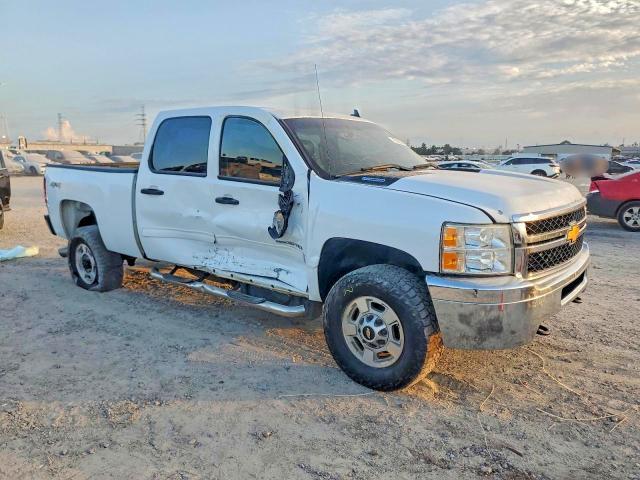2014 CHEVROLET SILVERADO K2500 HEAVY DUTY LT — Фото 4 из 12