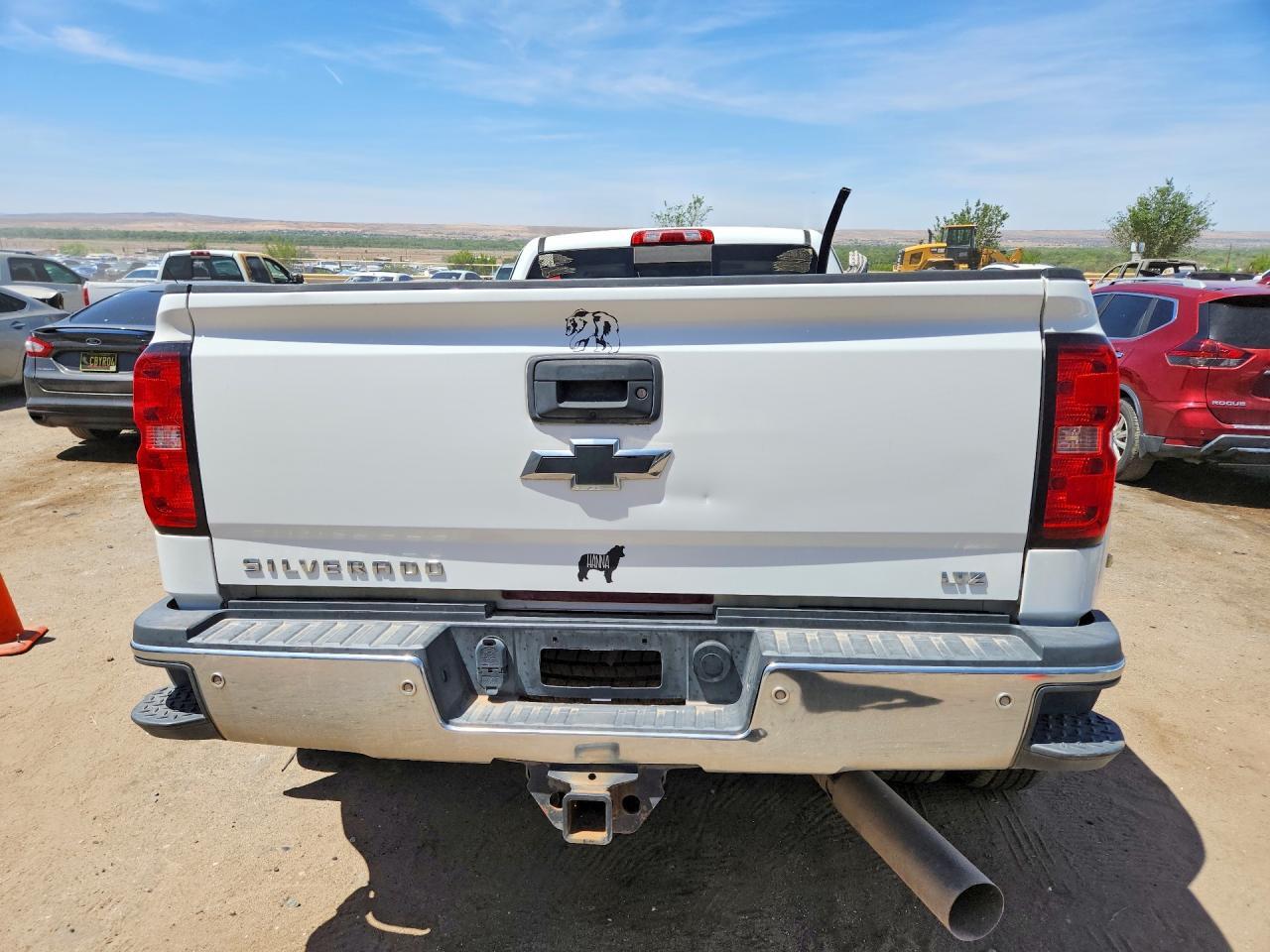 2016 CHEVROLET SILVERADO K3500 LTZ — Фото 6 из 12