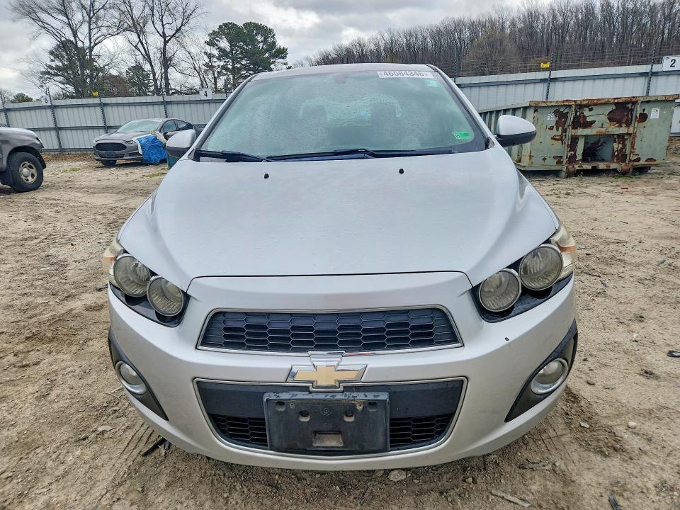 2015 CHEVROLET SONIC LTZ — Фото 5 из 12