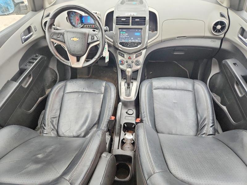 2015 CHEVROLET SONIC LTZ — Фото 8 из 12