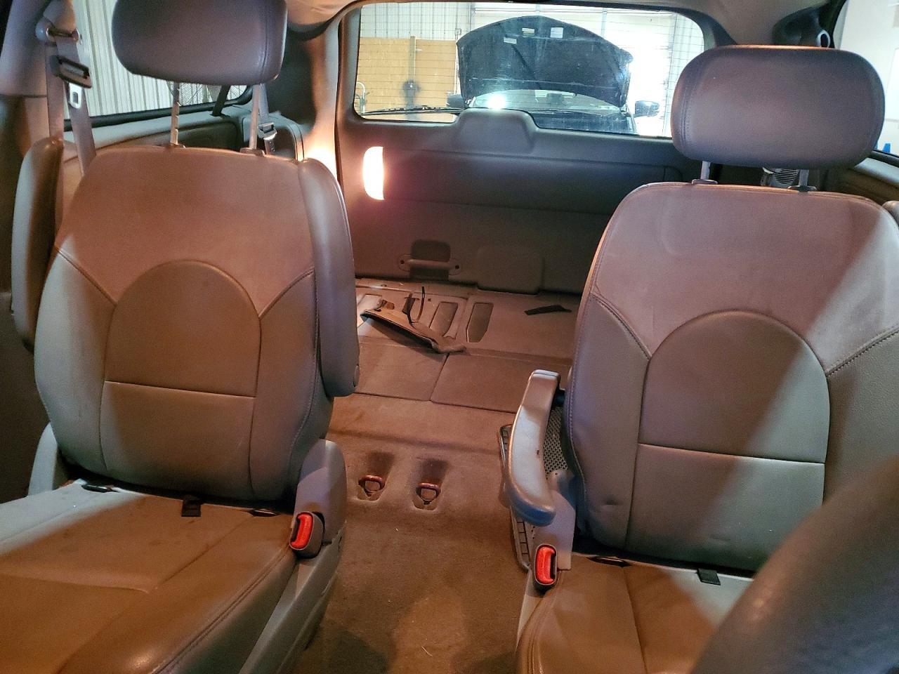 2007 CHRYSLER TOWN & COUNTRY LIMITED — Фото 10 из 13