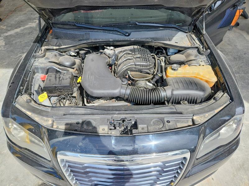 2012 CHRYSLER 300 S — Фото 11 из 13