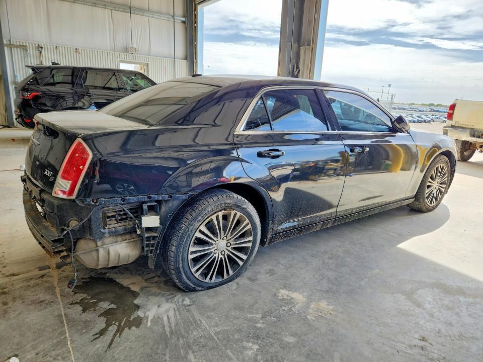 2012 CHRYSLER 300 S — Фото 3 из 13