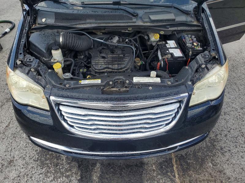 2012 CHRYSLER TOWN & COUNTRY TOURING — Фото 12 из 13