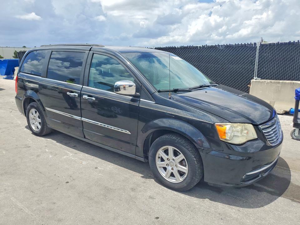 2012 CHRYSLER TOWN & COUNTRY TOURING — Фото 4 из 13