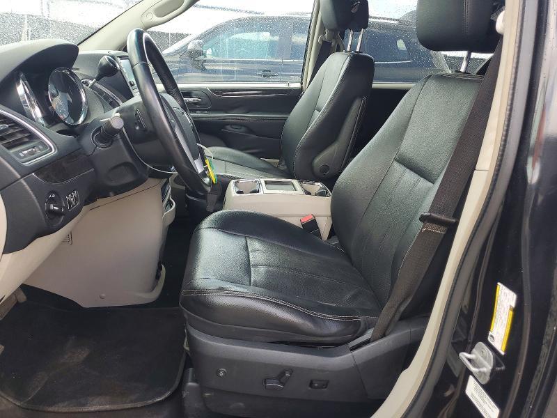 2012 CHRYSLER TOWN & COUNTRY TOURING — Фото 7 из 13