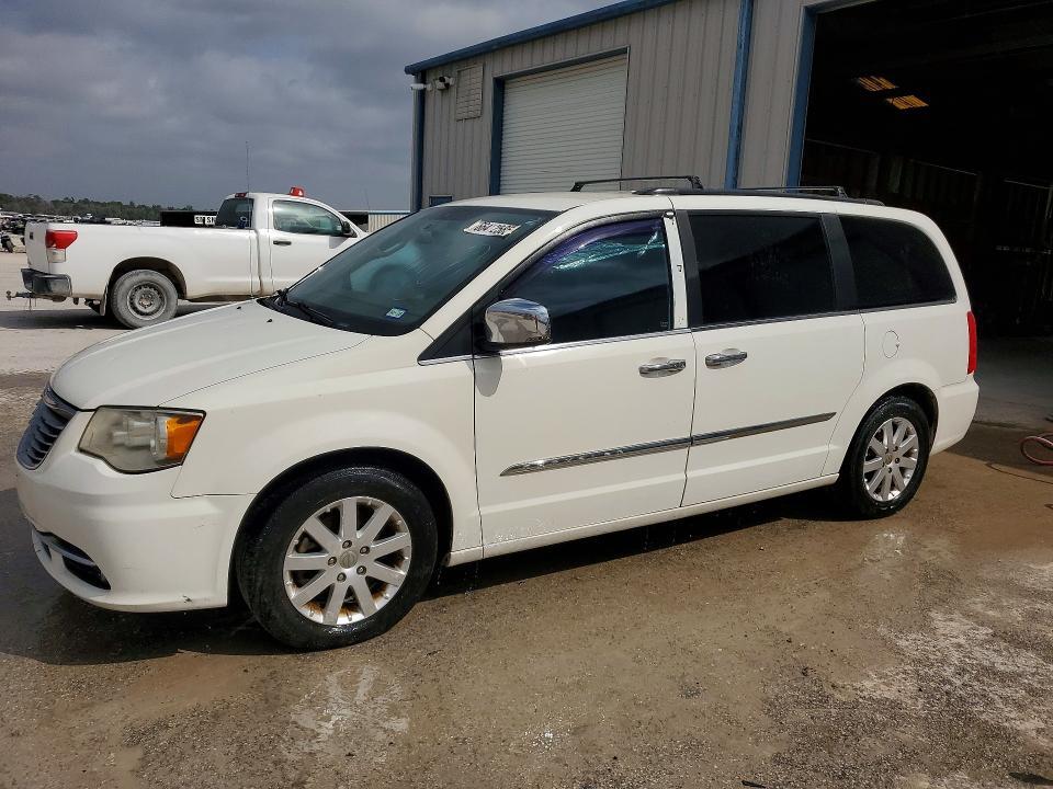 2012 CHRYSLER TOWN & COUNTRY TOURING L — Фото 4 из 13