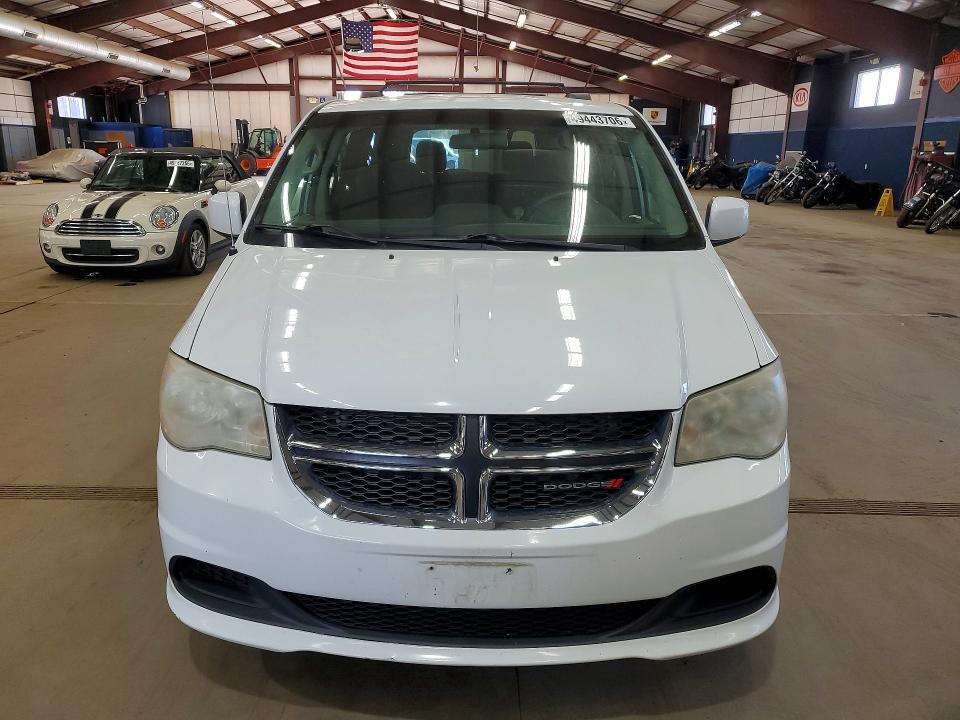 2014 DODGE GRAND CARAVAN SXT — Фото 5 из 13