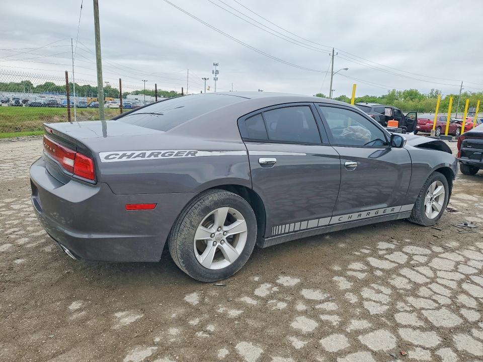 2014 DODGE CHARGER SE — Фото 3 из 12