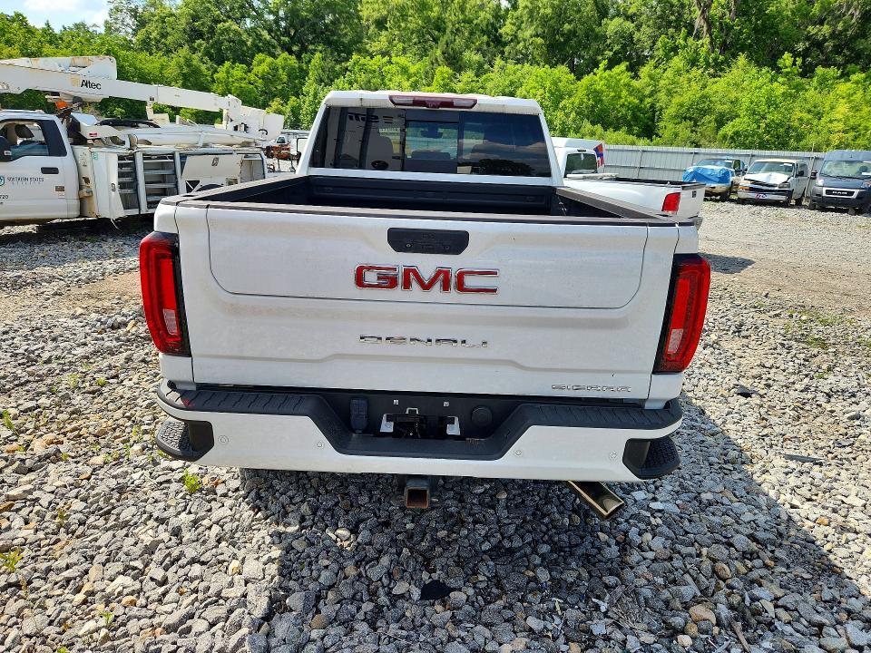 2021 GMC SIERRA K3500 DENALI — Фото 6 из 12