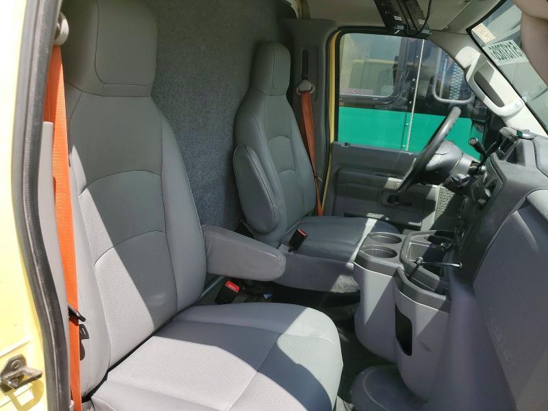 2019 FORD ECONOLINE E450 SUPER DUTY CUTAWAY VAN — Фото 10 из 12