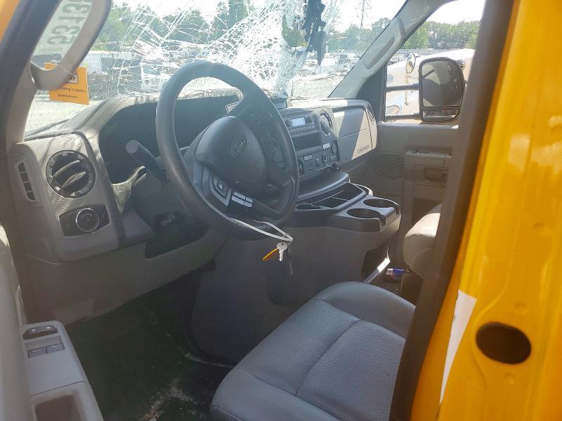 2024 FORD ECONOLINE E350 SUPER DUTY CUTAWAY VAN — Фото 8 из 13