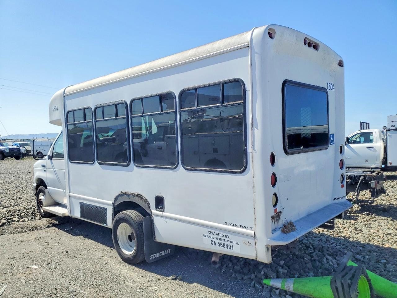 2013 FORD ECONOLINE E350 SUPER DUTY CUTAWAY VAN — Фото 3 из 10