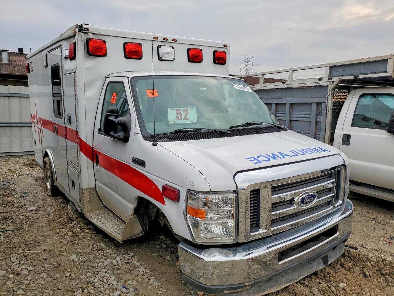 2021 FORD ECONOLINE E350 SD AMBULANCE — Фото 4 из 12
