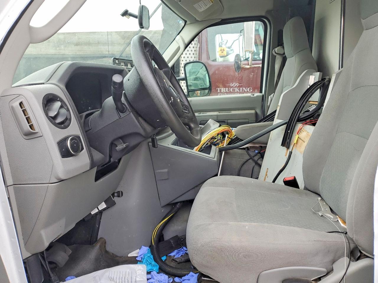 2021 FORD ECONOLINE E350 SD AMBULANCE — Фото 7 из 12