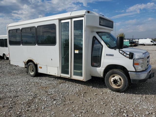 2016 FORD ECONOLINE E450 SUPER DUTY CUTAWAY VAN — Фото 4 из 13
