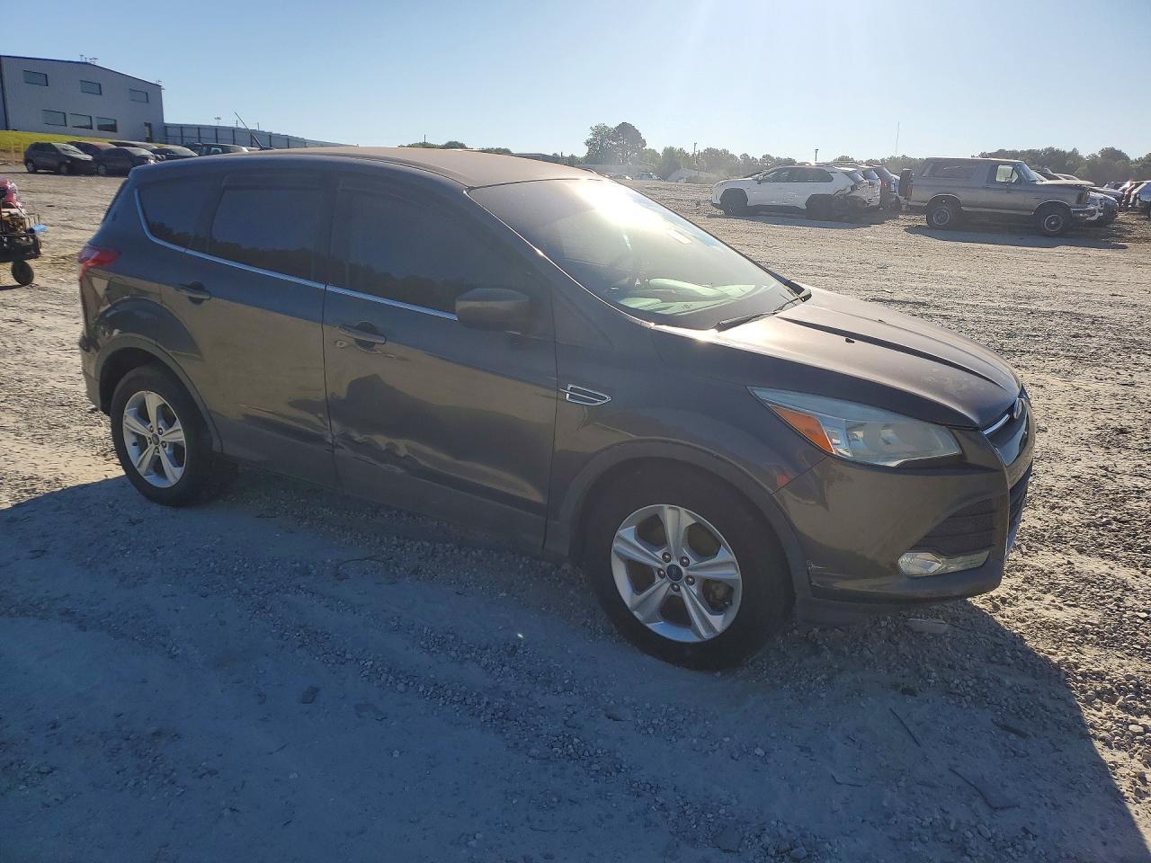 2015 FORD ESCAPE SE — Фото 4 из 13