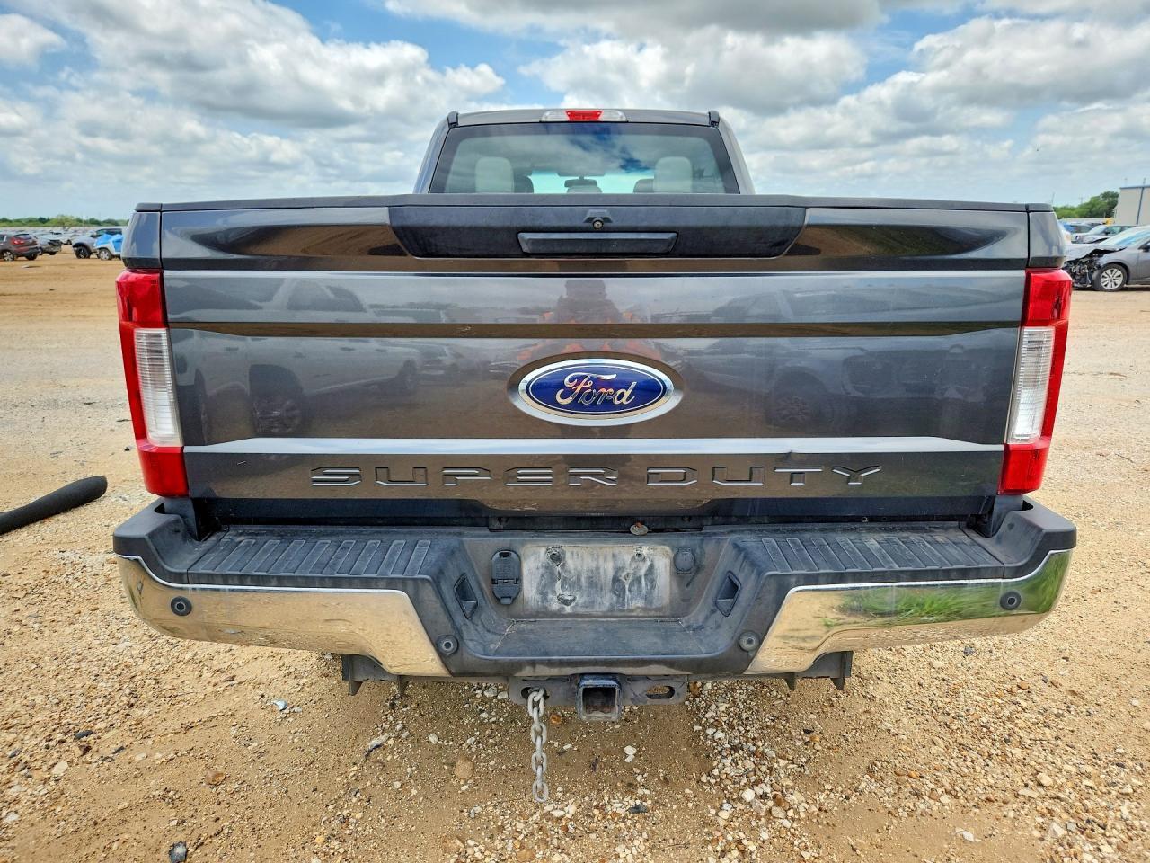 2019 FORD F350 SUPER DUTY — Фото 6 из 12