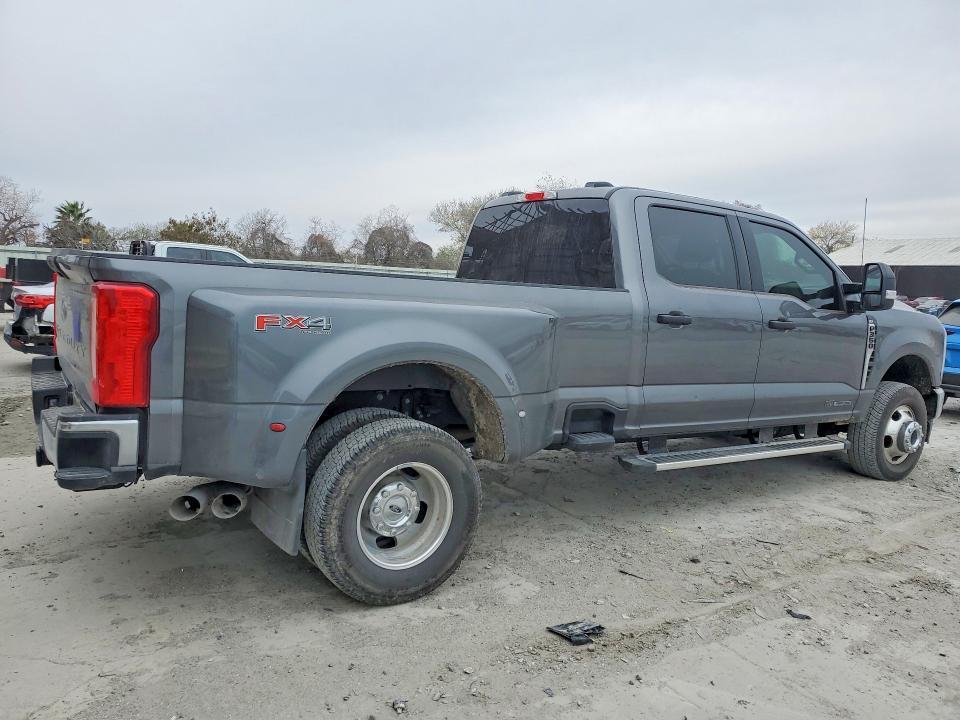 2025 FORD F350 SUPER DUTY — Фото 3 из 13