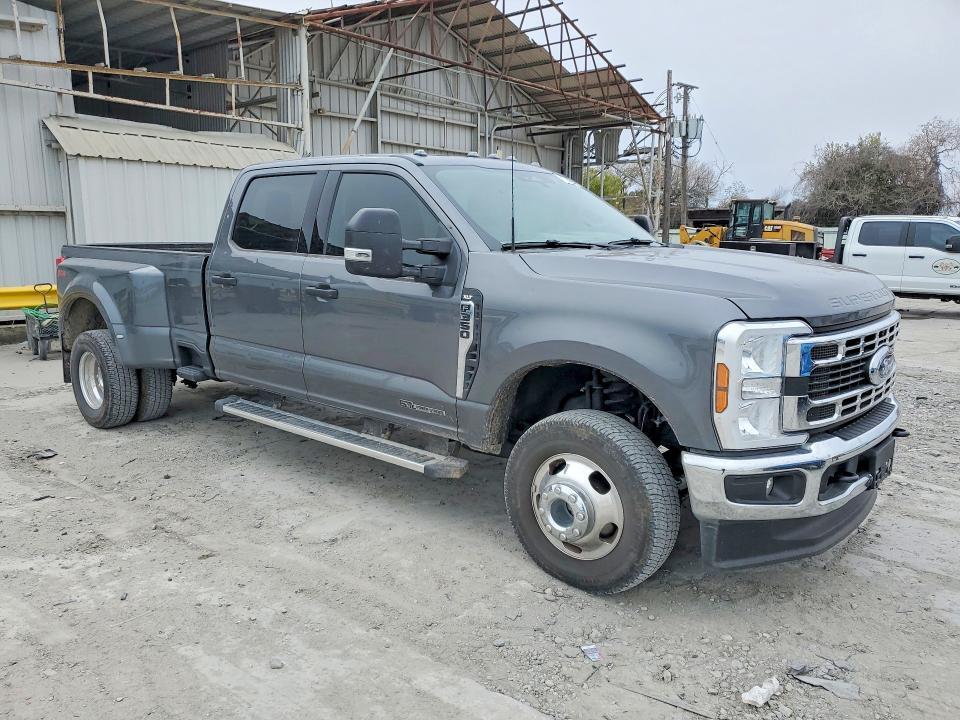 2025 FORD F350 SUPER DUTY — Фото 4 из 13