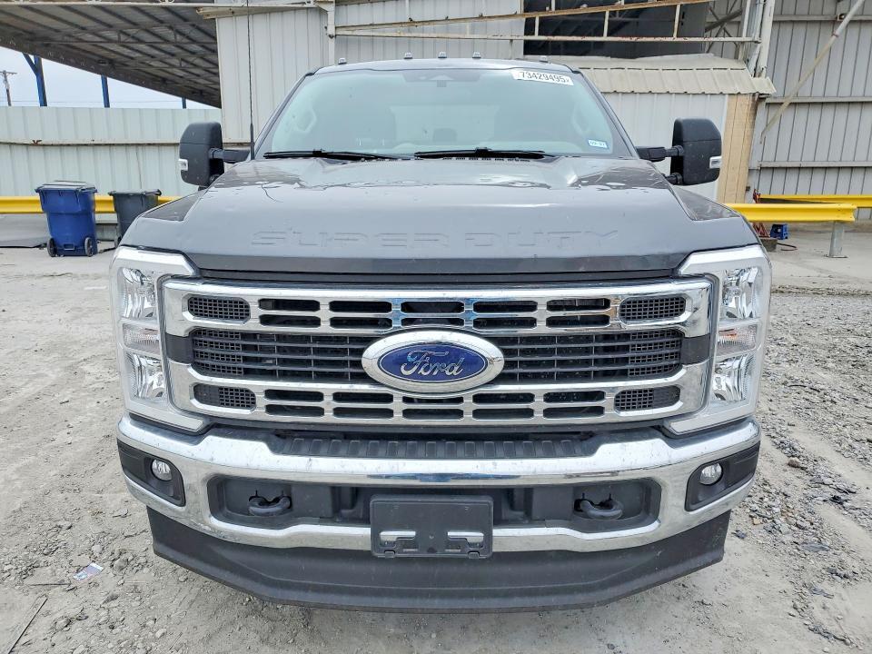 2025 FORD F350 SUPER DUTY — Фото 5 из 13