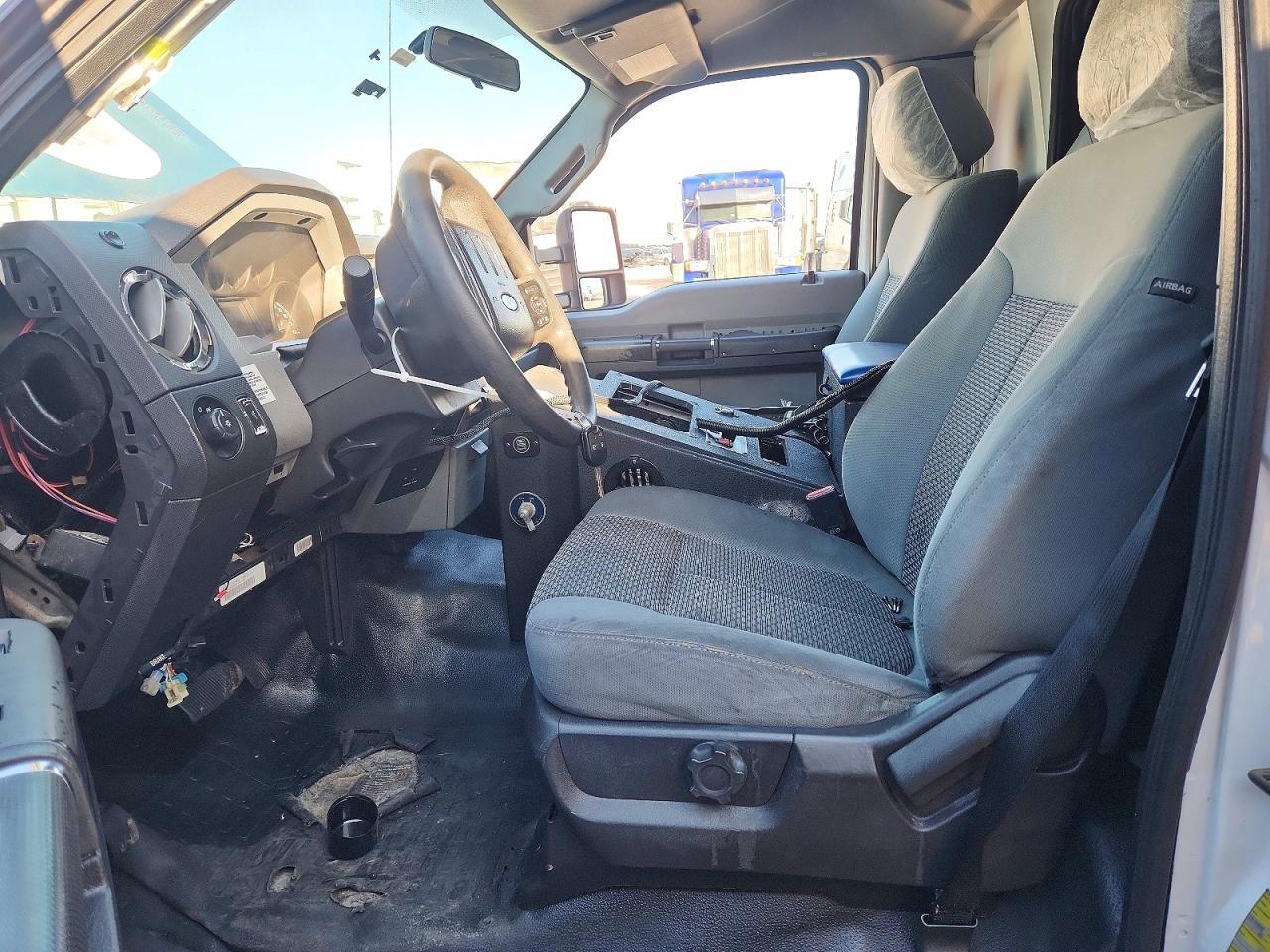 2016 FORD F450 SD AMBULANCE — Фото 7 из 12