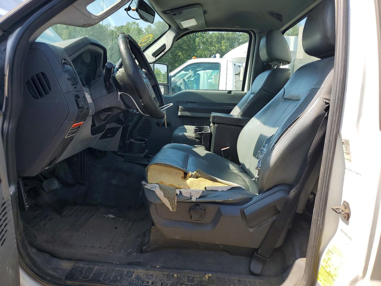 2012 FORD F450 SUPER DUTY — Фото 7 из 12